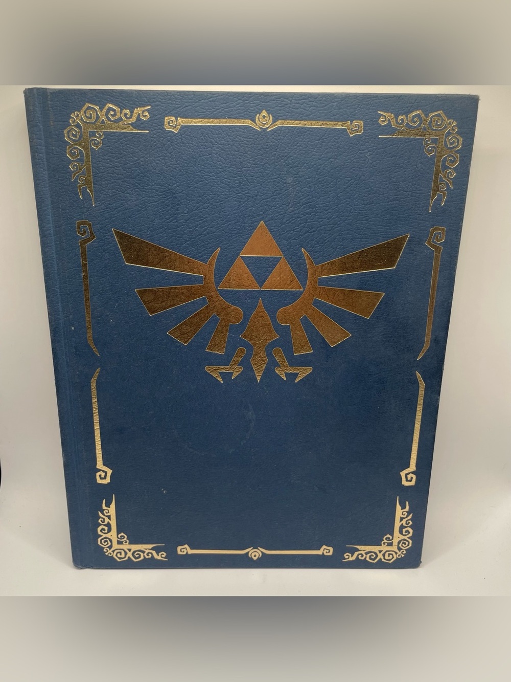 Legend of Zelda Phantom Hourglass Collectors Edition Game Guide Hardcover